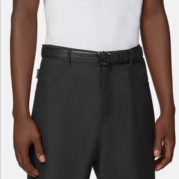 Versace Medusa-head “La Medusa” black leather belt w/enamel buckle NWOT - Picture 9 of 11